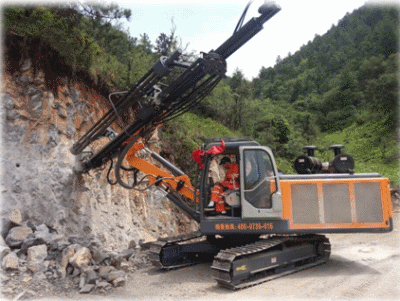二級建造師考試公路知識點(diǎn)：橋梁隧道機(jī)械的性能、生產(chǎn)能力及適用條件